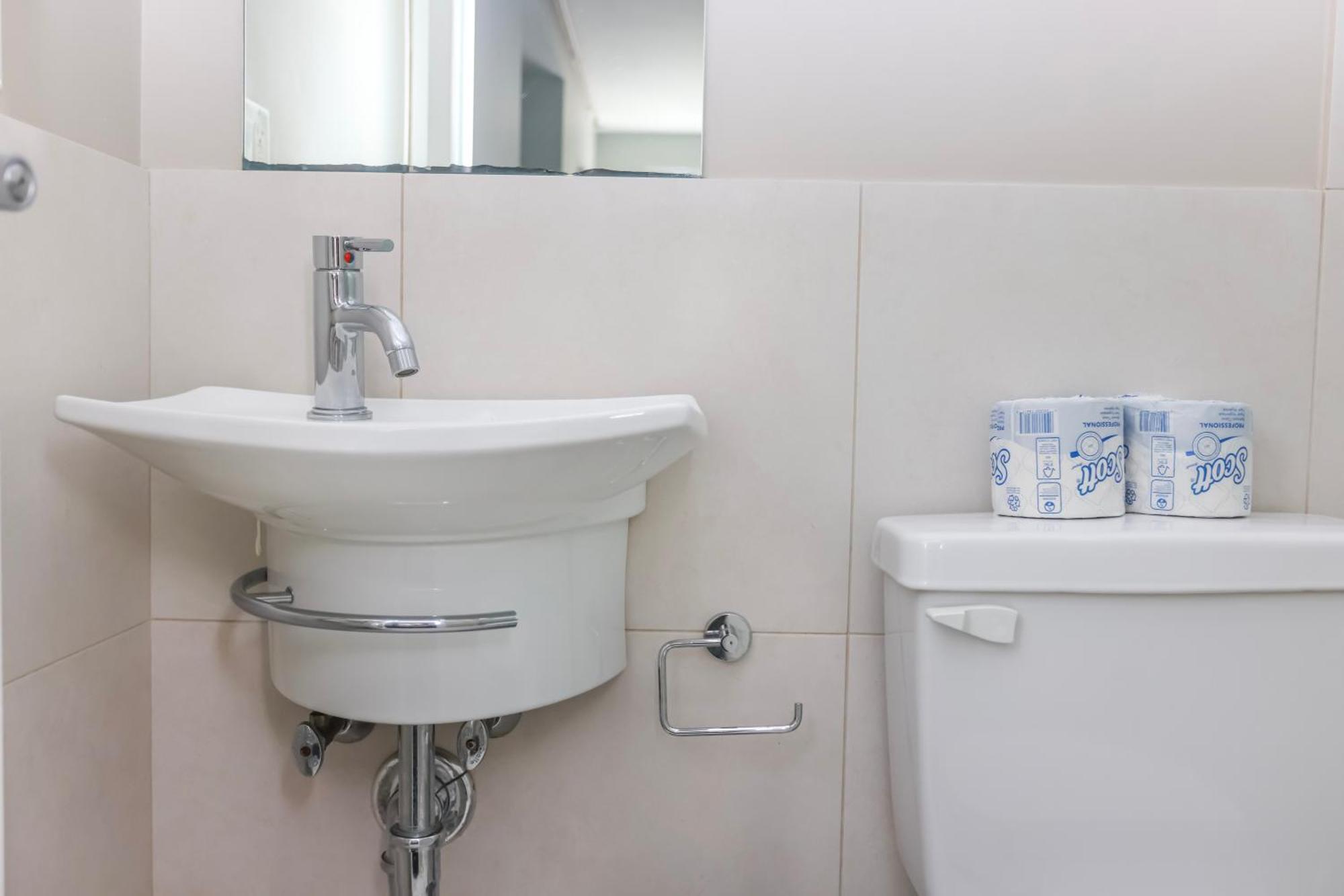 Stylish Studio On Newbury St #3 보스톤 외부 사진