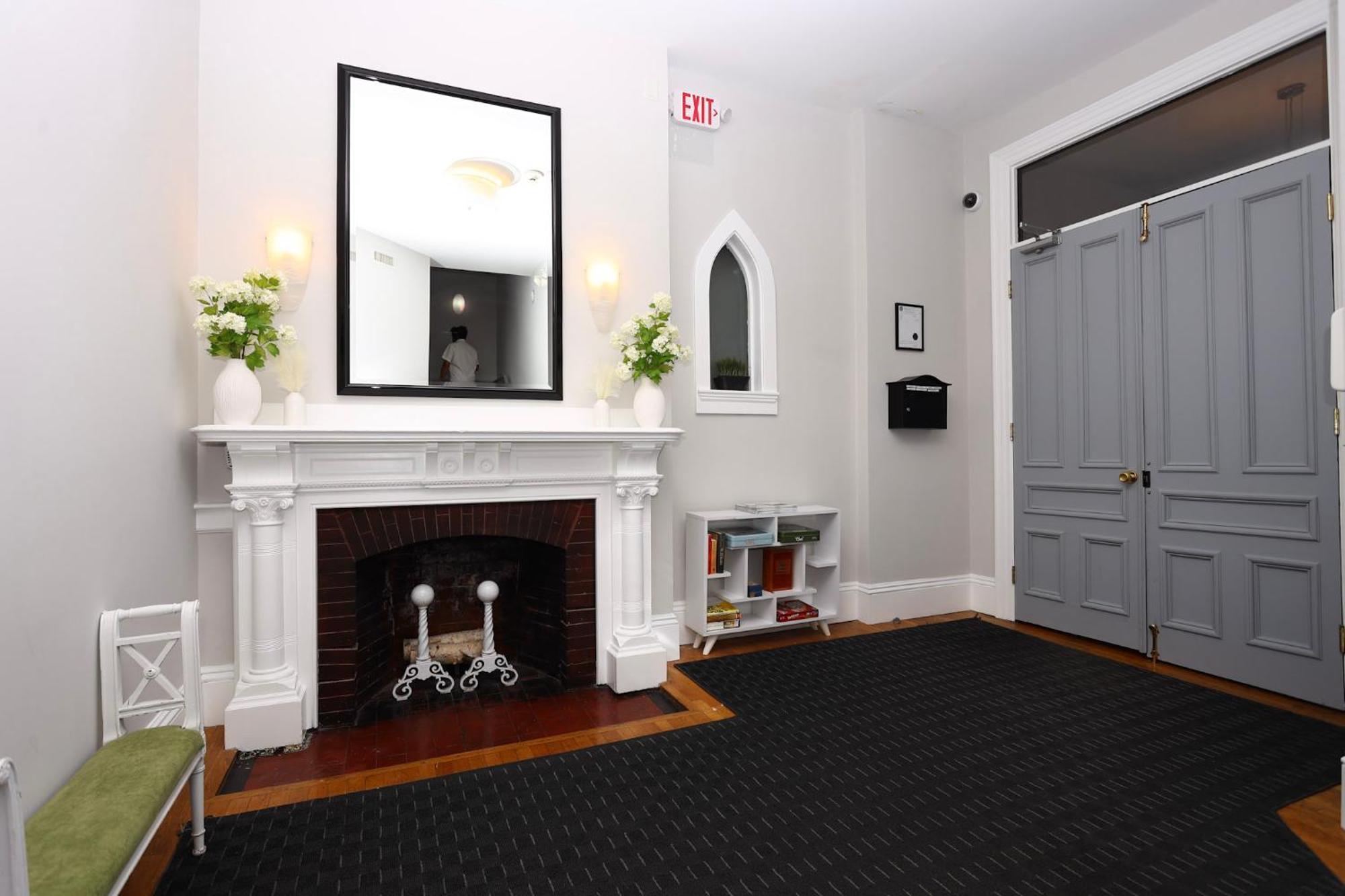 Stylish Studio On Newbury St #3 보스톤 외부 사진